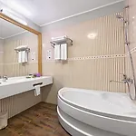 Tomis Garden Apartments Mamaia