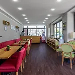 Tomis Garden Aparthotel 3*