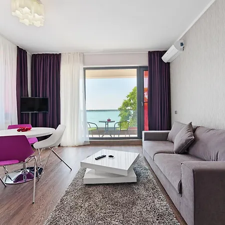 Tomis Garden Lägenhetshotell Mamaia