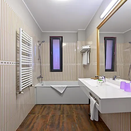 Tomis Garden 3* Mamaia