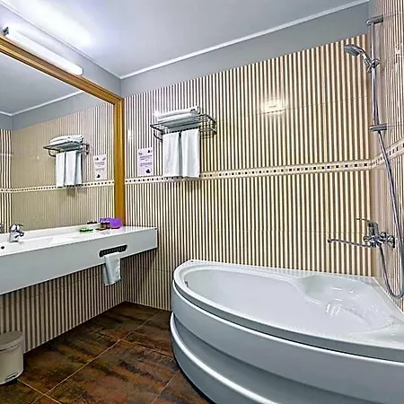 Tomis Garden 3* Mamaia