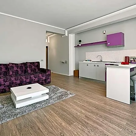 Tomis Garden Aparthotel Mamaia