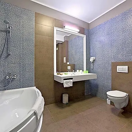 Tomis Garden Aparthotel Mamaia