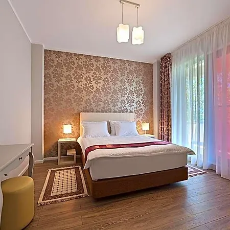 Tomis Garden 3*