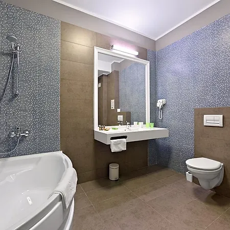 Apart Otel Tomis Garden Mamaia